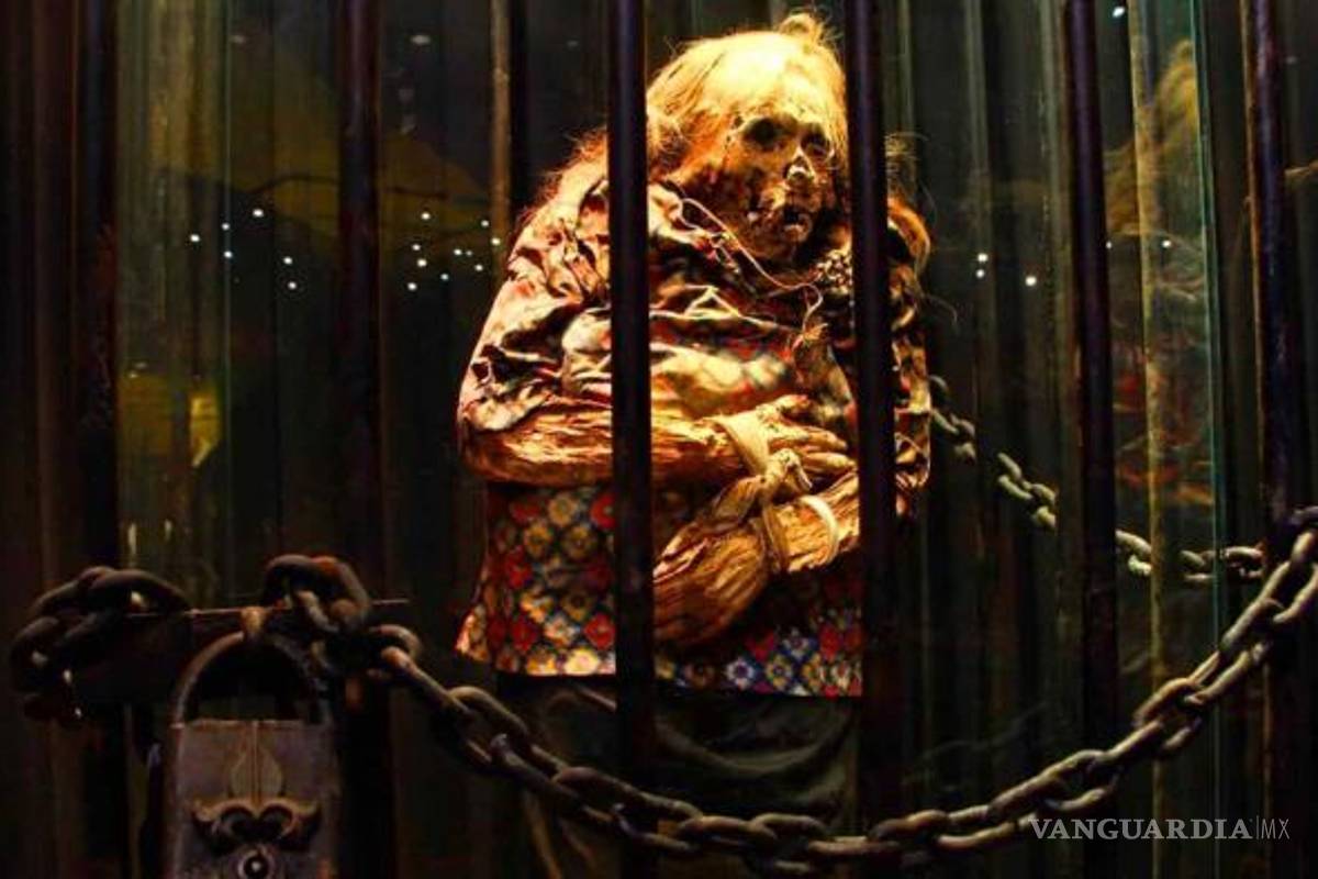 La momia bruja... la terrorífica historia de la mujer que fue enterrada viva por tener 'pacto con el Diablo'