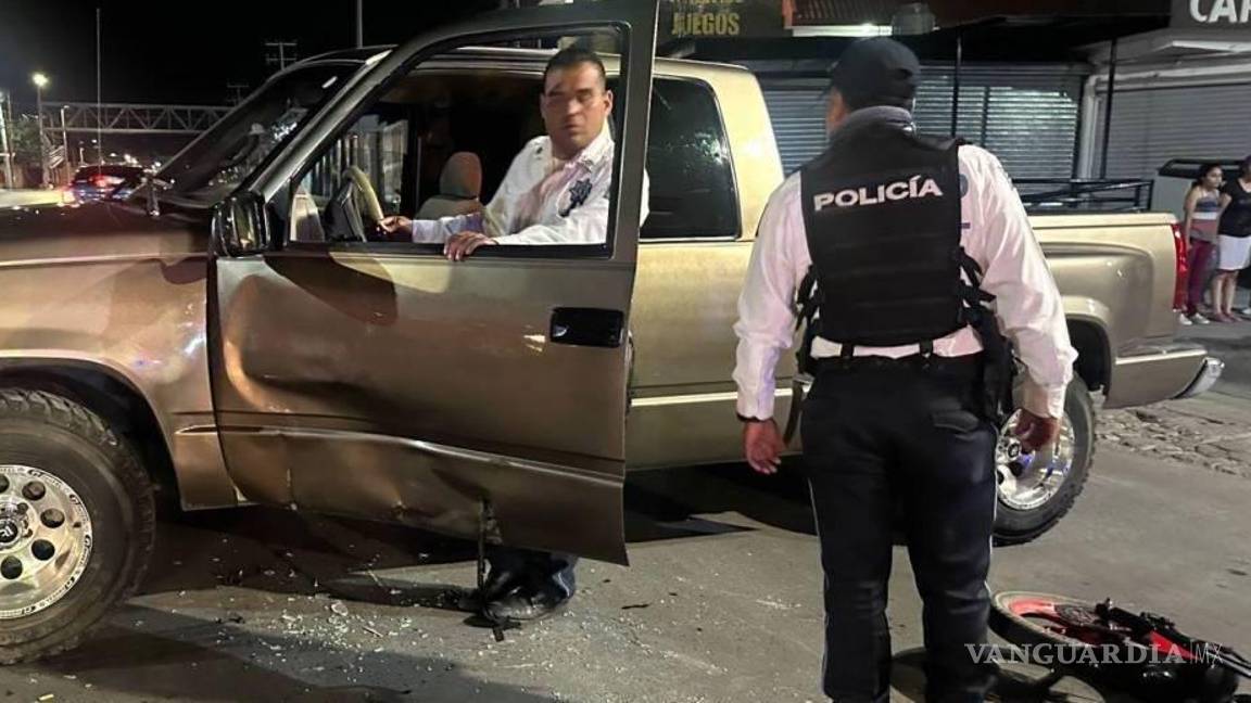Menor se encuentra entre la vida y la muerte; no usaba casco y se accidenta en su motocicleta al oriente de Saltillo