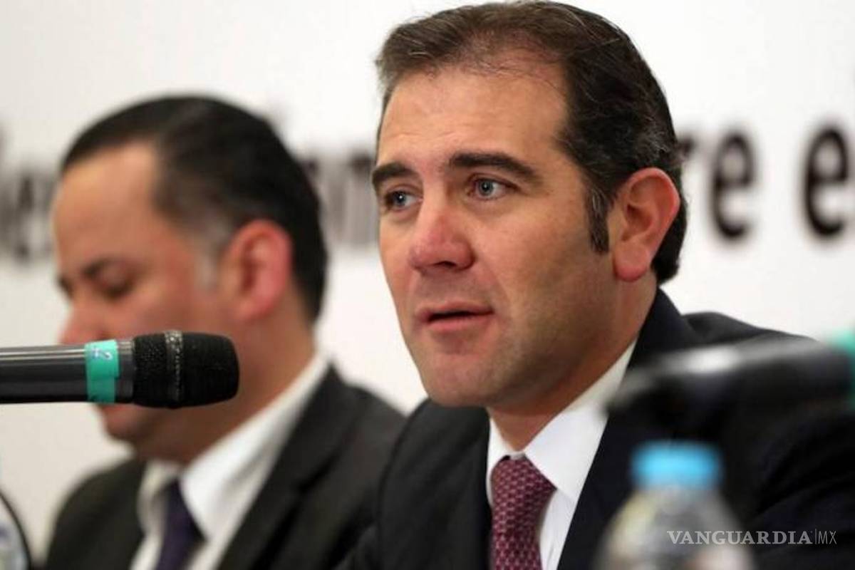 INE aplica reglas sin calcular a quién benefician: Córdova