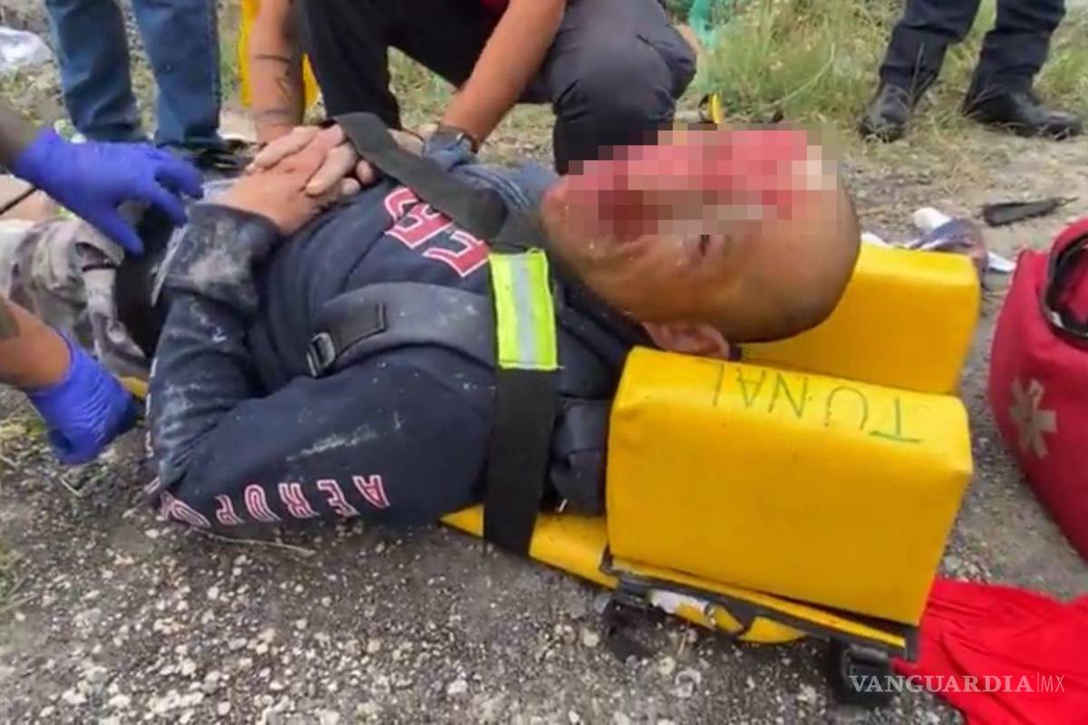 Saltillo: Derrapa motociclista y sufre aparatosa caída en bulevar Fundadores