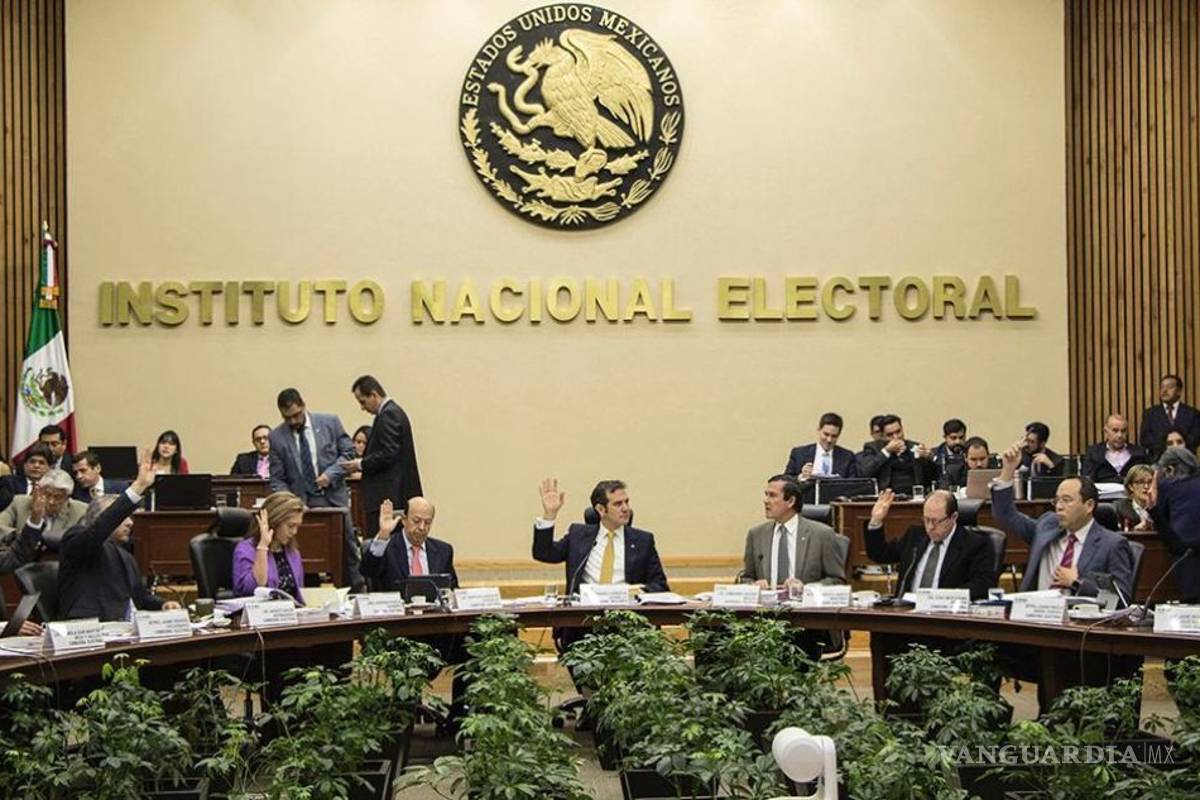 Partidos políticos deberán postular a 7 mujeres en 15 candidaturas a gubernaturas de 2021, aprueba el INE