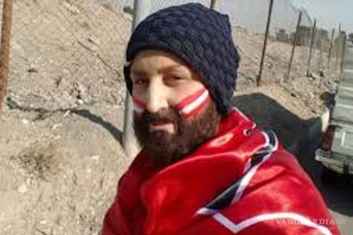 Mujer se hace pasar por un hombre para ir a un juego de futbol