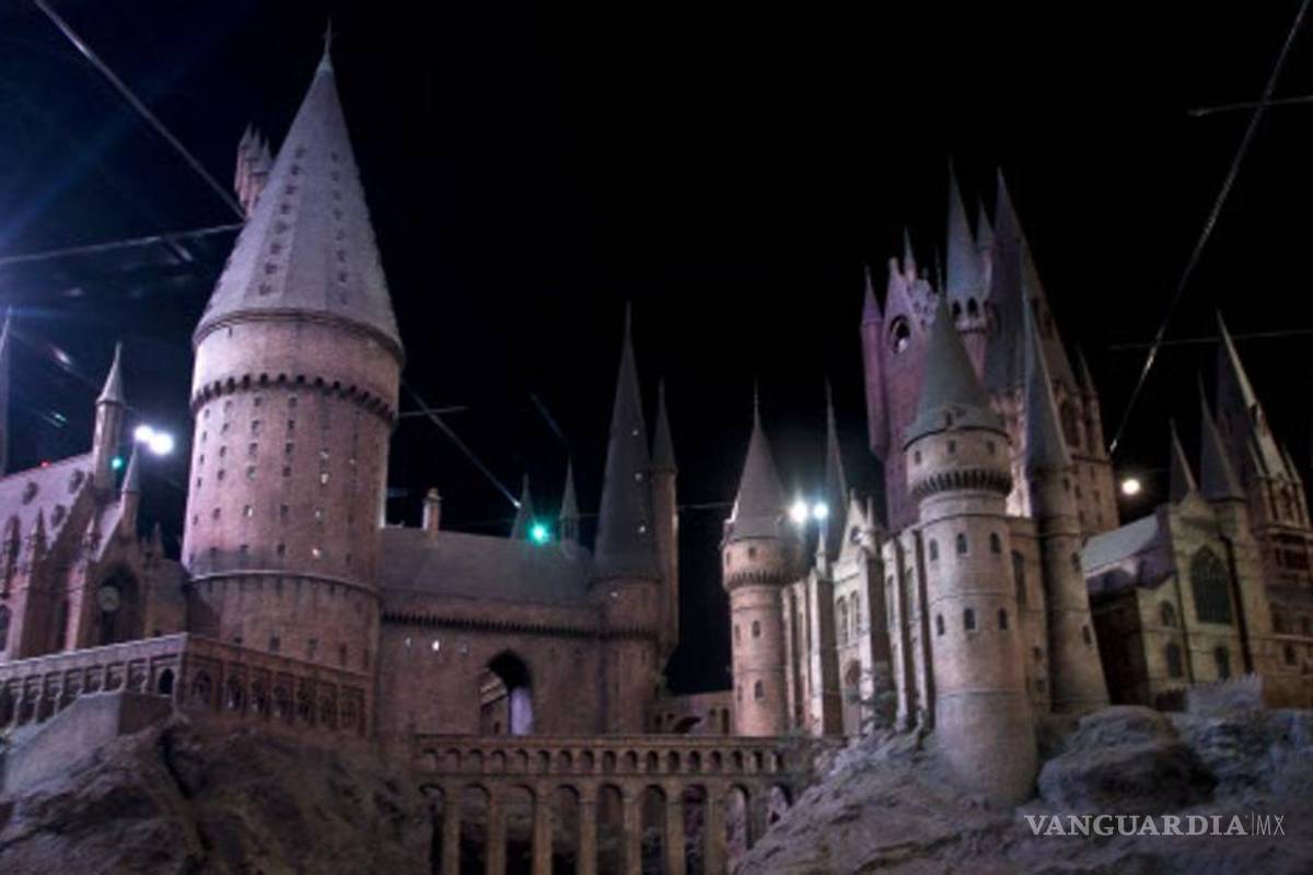 Se incendian estudios donde grabaron Harry Potter