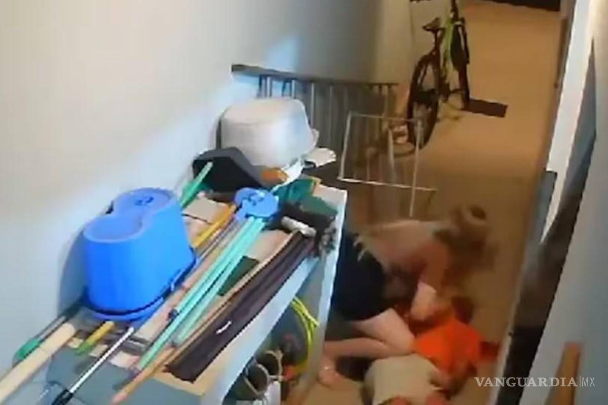 Video: brasileño recibe balazo en el rostro por asomarse a la casa del vecino tras oír un tiroteo