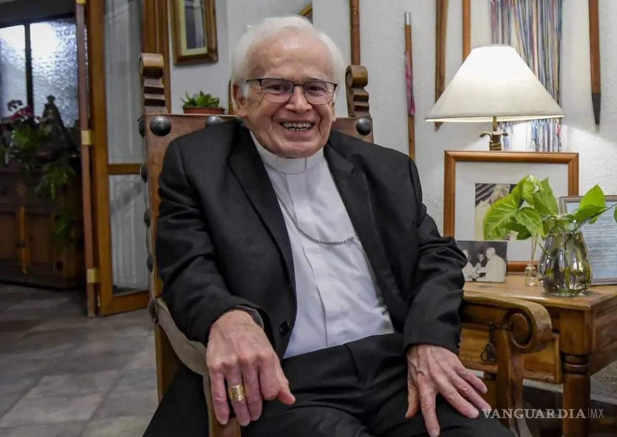 Diócesis de Saltillo notificará al Vaticano supuesto sacrilegio de Raúl Vera con sacerdotisa en misa