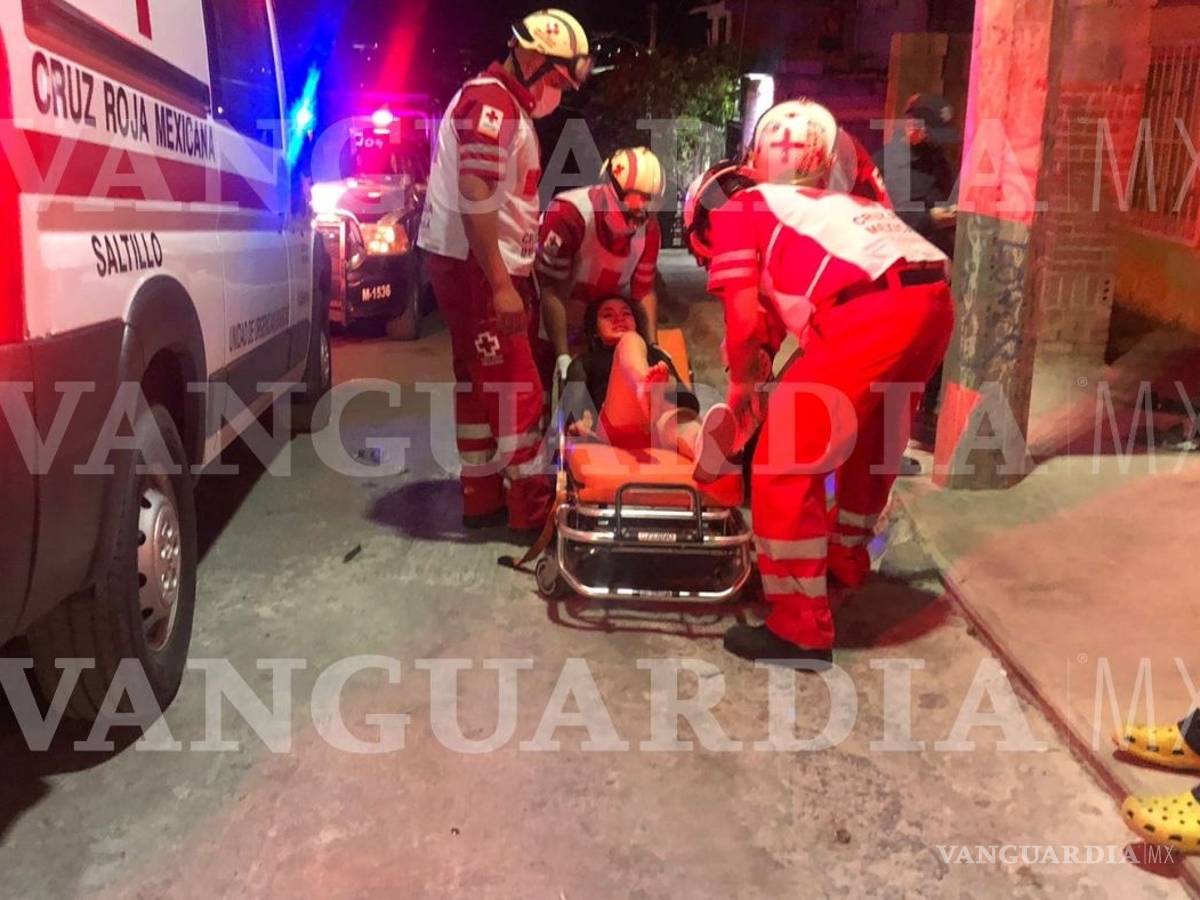 $!Supuestos policías intentan extorsionar a jóvenes y los atropellan, al sur de Saltillo