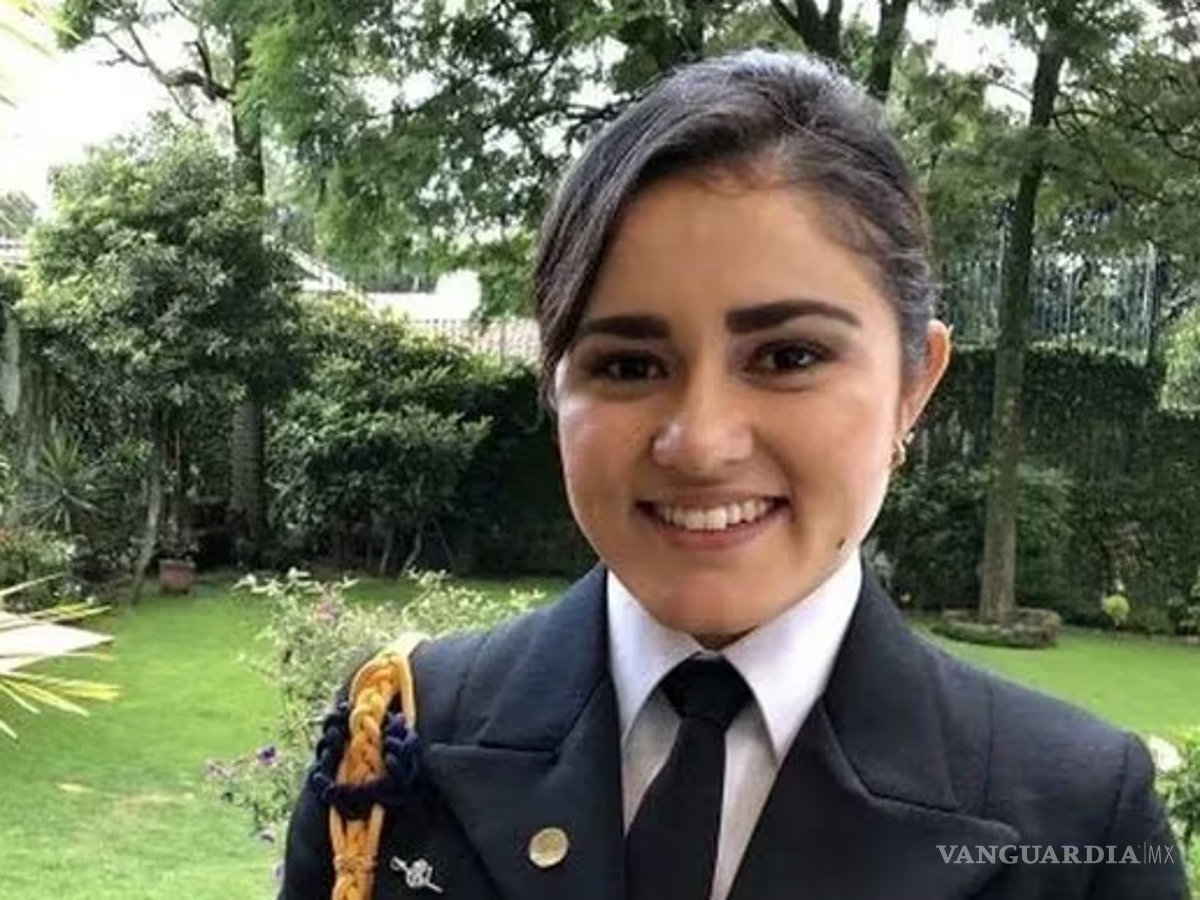 $!Tras reencontrarse, la teniente y el capitán retomaron su relación y se comprometieron en diciembre de 2022