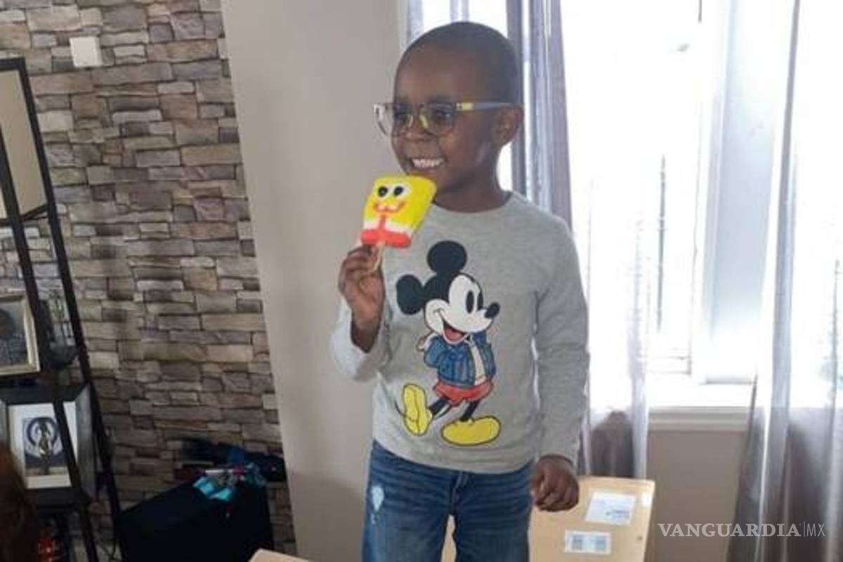Niño usa cuenta Amazon de su madre y gasta 2 mil 500 dólares en paletas de Bob Esponja
