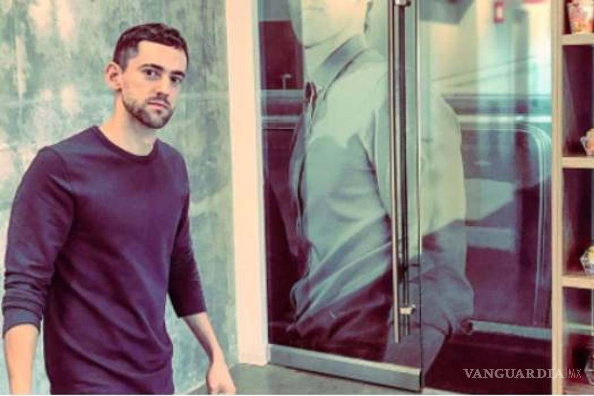 Difunden supuesto audio revelador de Luis Gerardo Méndez planeando trío sexual ¡con su novio!