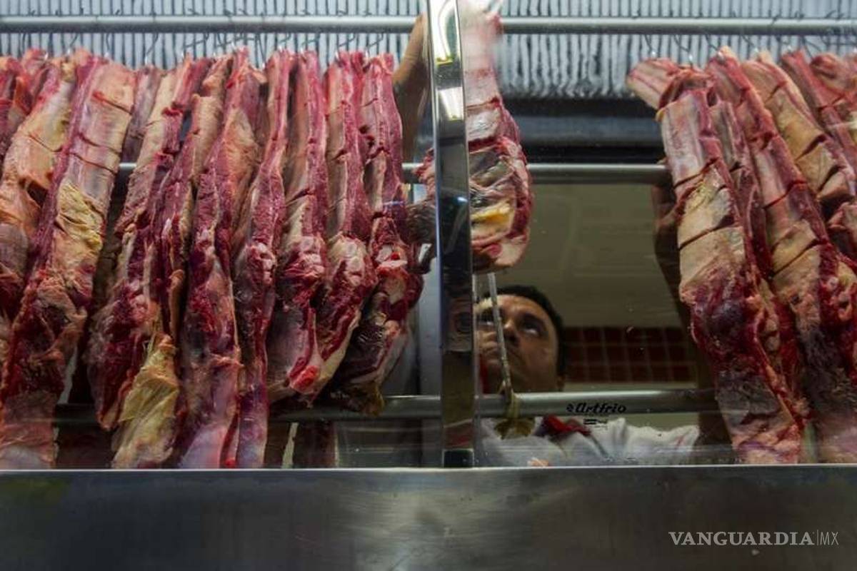 Protegen a consumidores mexicanos ante la alerta sanitaria por adulteración de carne en Brasil