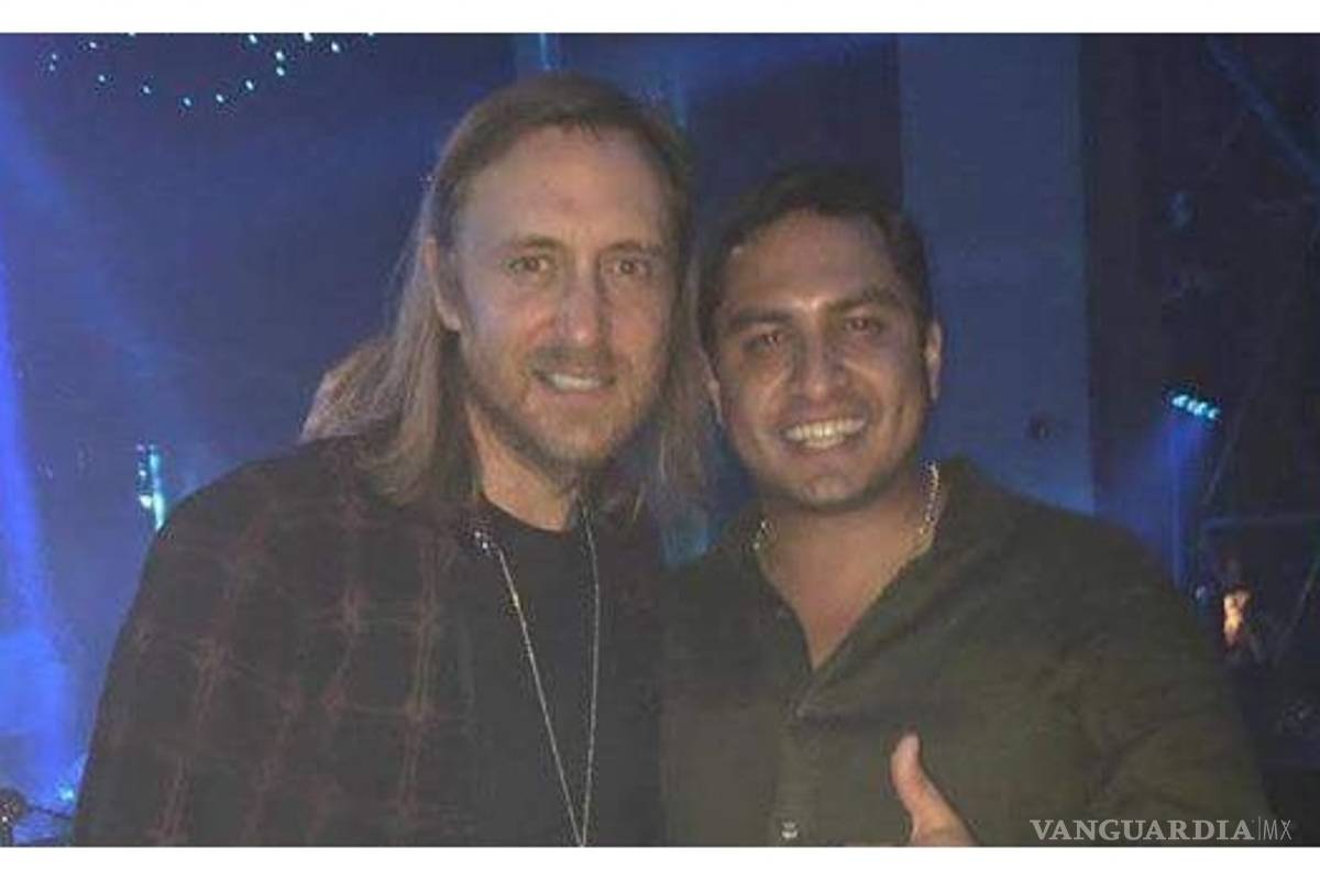 David Guetta puso a cantar a Julión Álvarez en un concierto