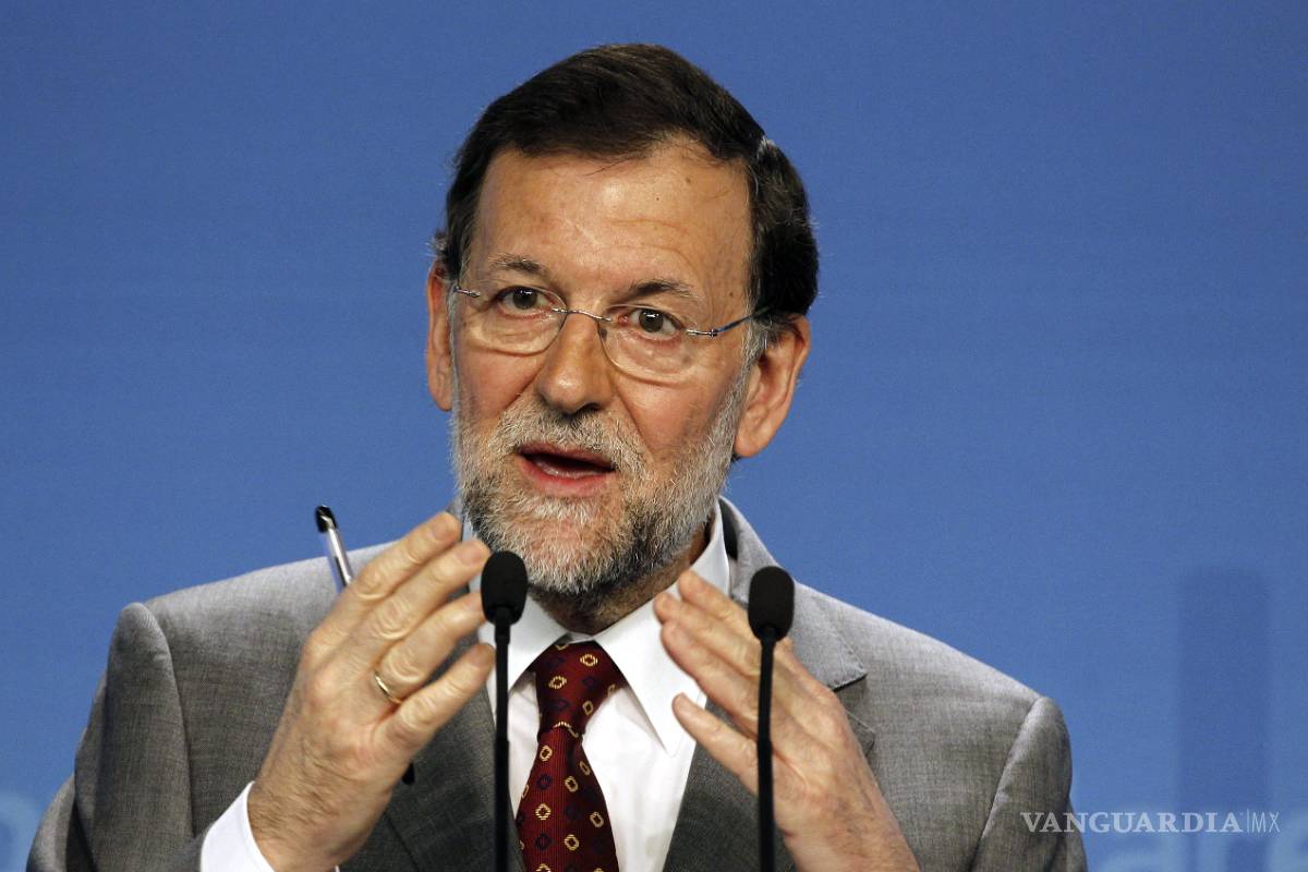 Rajoy tilda de 'estafa a la democracia' el referéndum de Cataluña