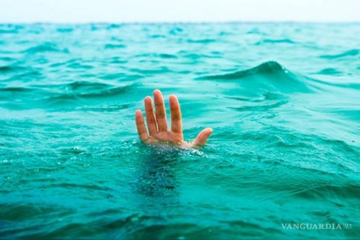 Pastor intenta caminar "sobre las aguas" como Jesús; se ahoga en el intento