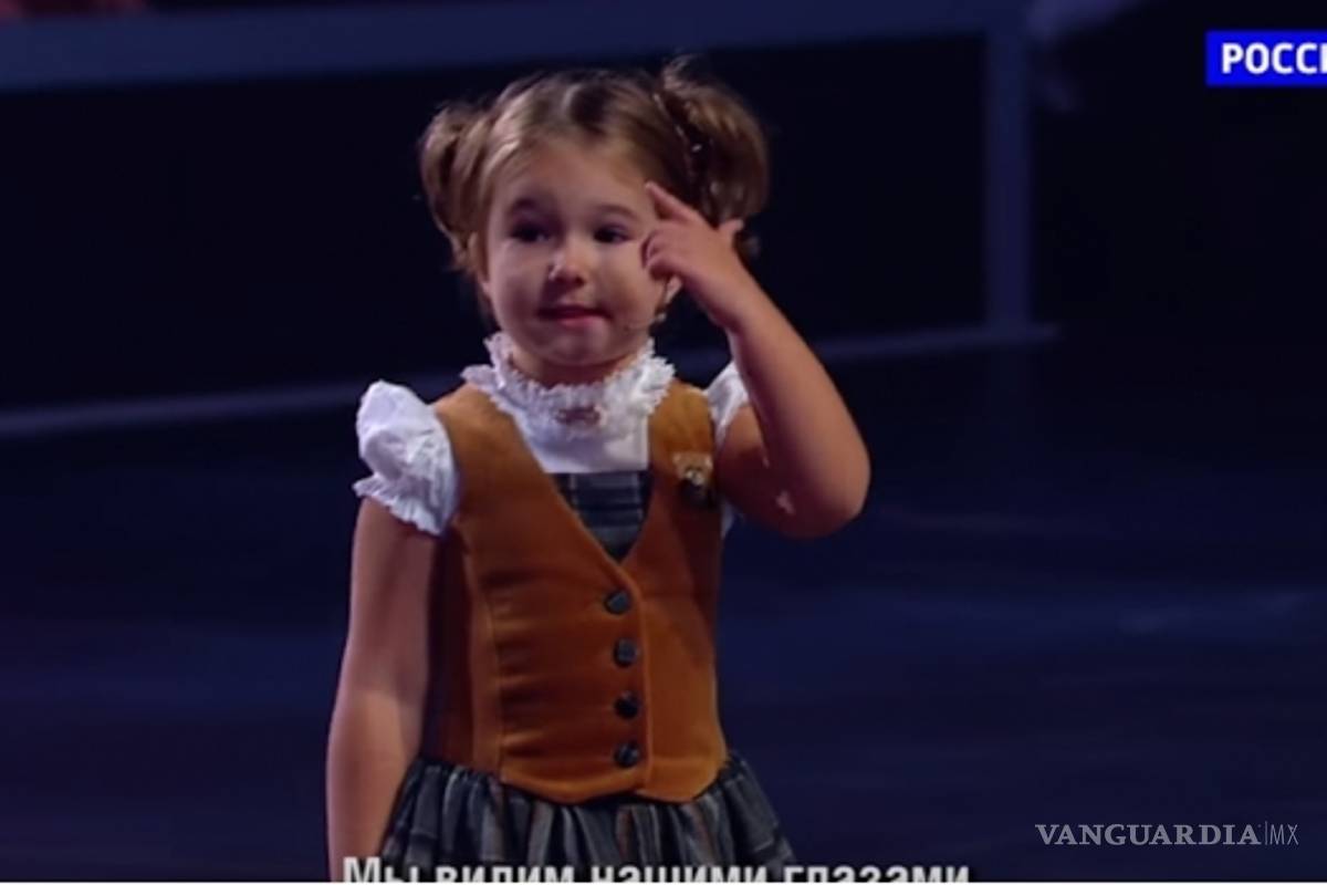 Niña de 4 años se vuelve viral al hablar 7 idiomas