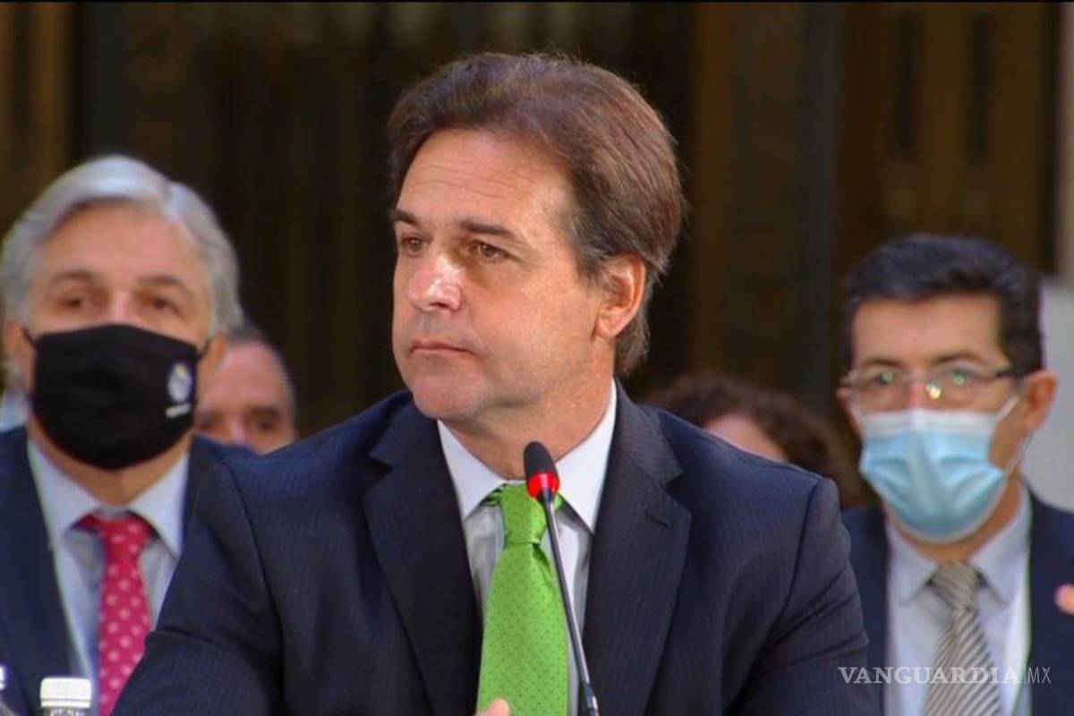 Intercambian acusaciones Uruguay y Cuba, Paraguay no reconoce gobierno de Maduro en la Celac