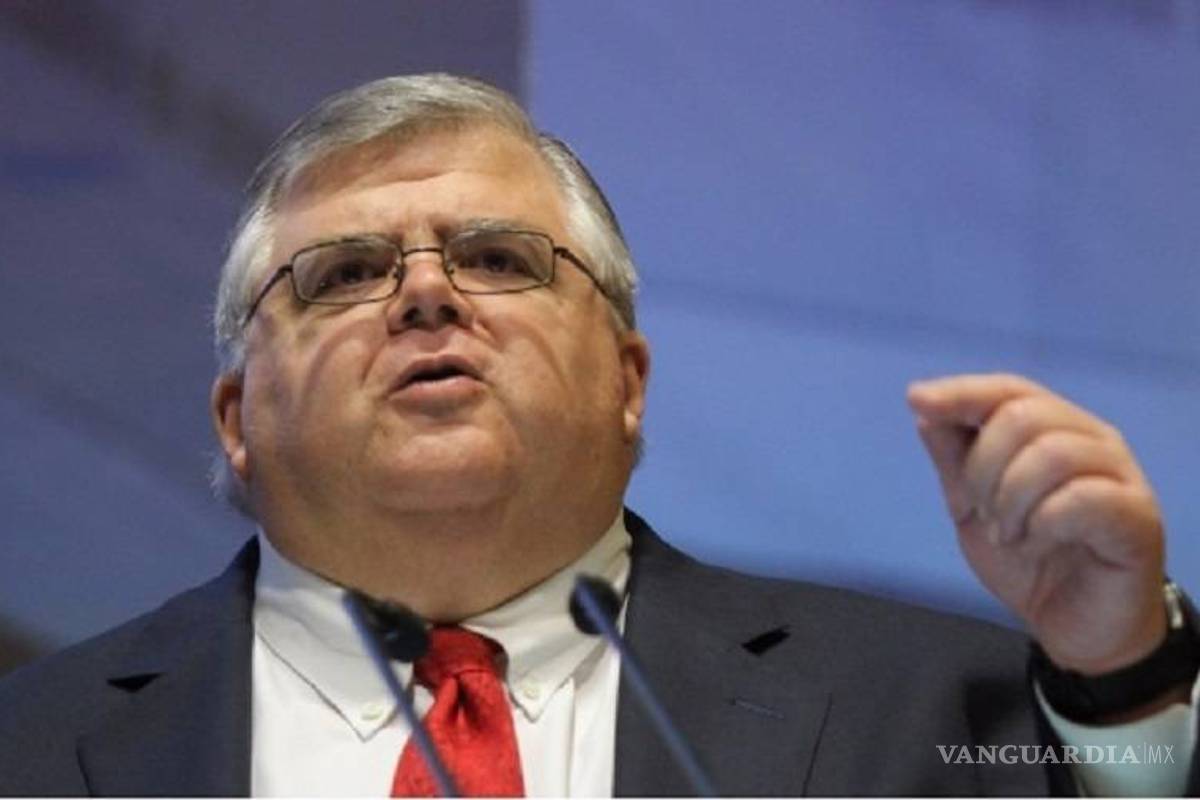 Carstens asegura que dejará la inflación dentro de meta establecida