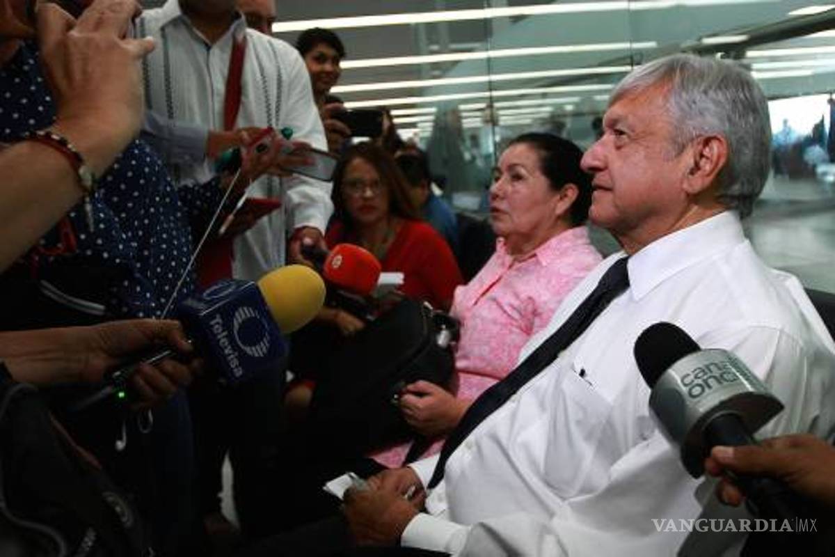 AMLO arremete contra Loret de Mola: 'Hay periodistas que mienten como respiran'