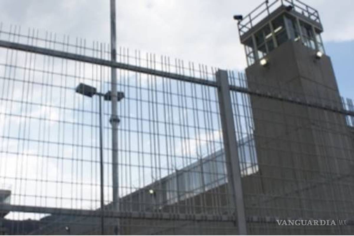 Activan código rojo tras intento de motín en penal de La Paz