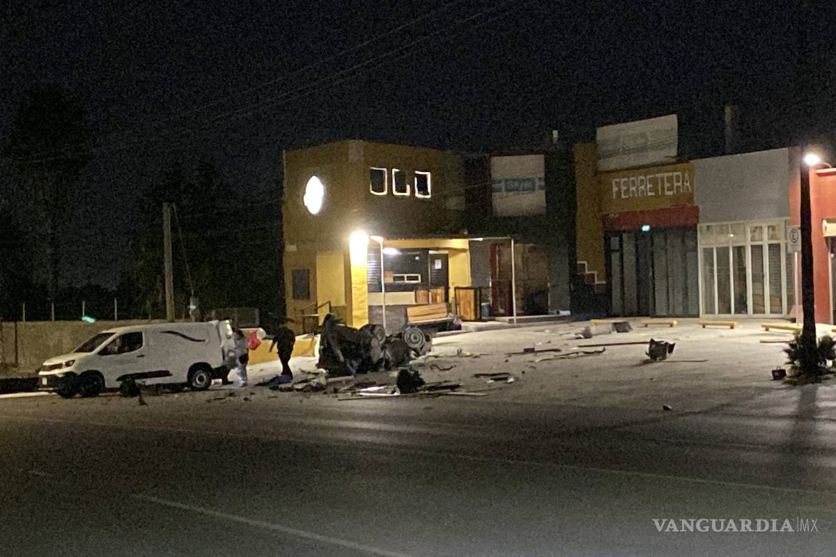 Pierde la vida joven de 23 años tras brutal choque contra negocio en Saltillo