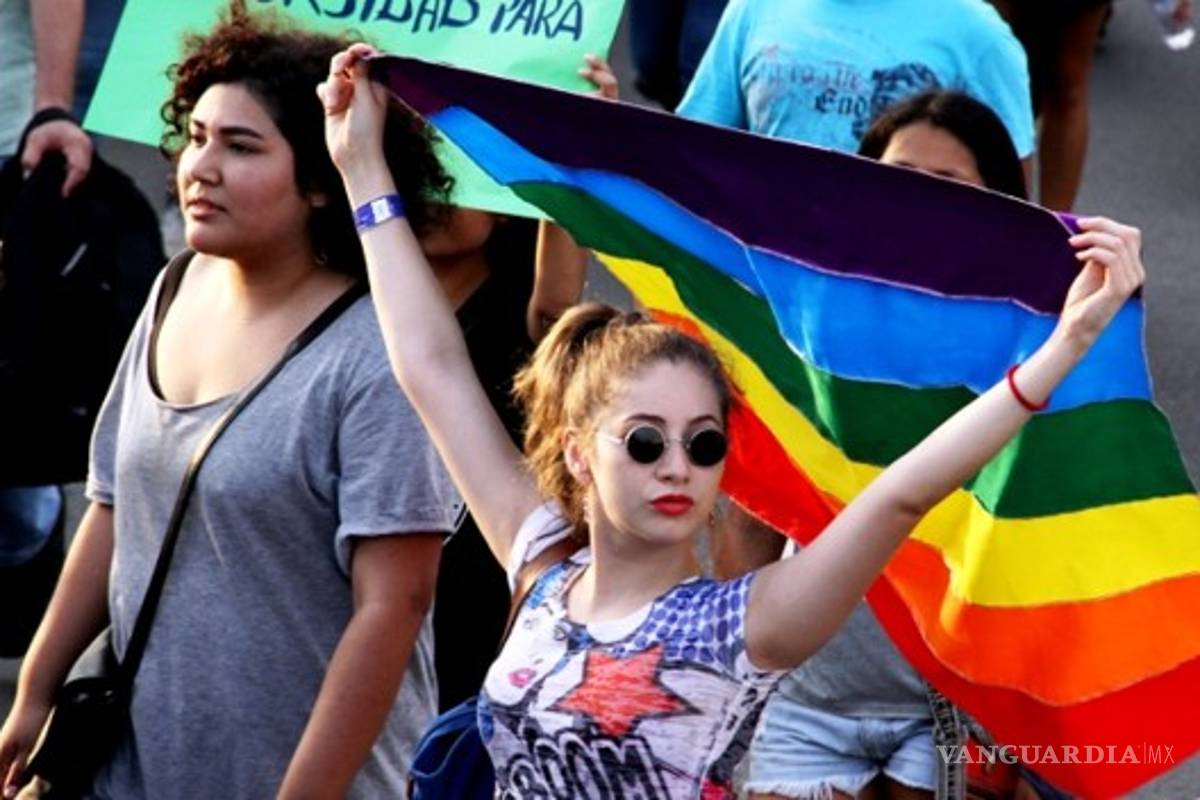 No existe un &quot;gen gay&quot;; depende de muchos factores, confirma estudio del ADN