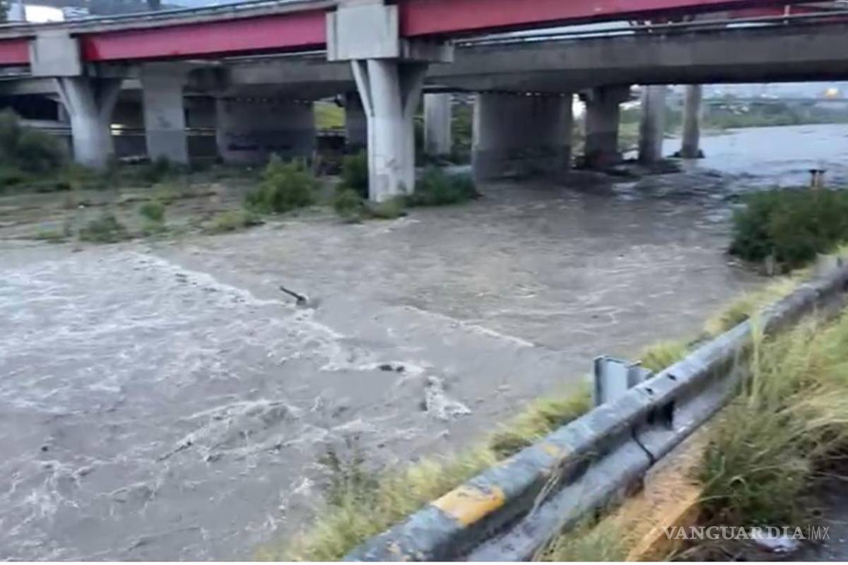 Reportan deslave en la carretera a Nuevo Laredo por lluvias registradas en Nuevo León