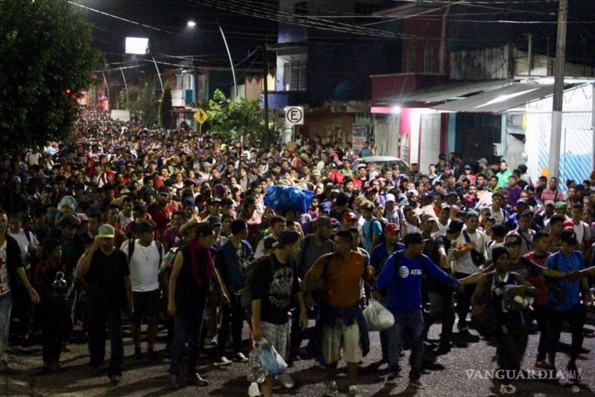 Caravana con más de 2,000 migrantes avanza rumbo a Huixtla, Chiapas