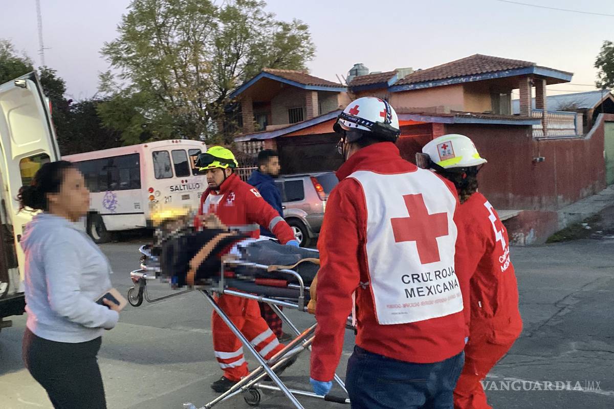 Saltillo: muere menor que fue arrollado junto a su madre en el periférico LEA; ella continúa hospitalizada