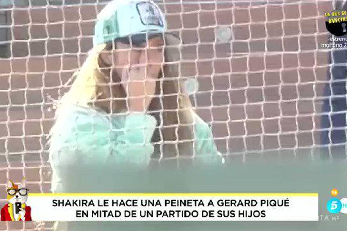 ¿Shakira hizo la “Britney señal” a Piqué en partido de su hijo?