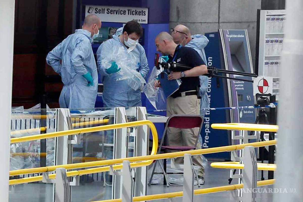 Acusan a una mujer de haber intentado asesinar al expresiente Barack Obama