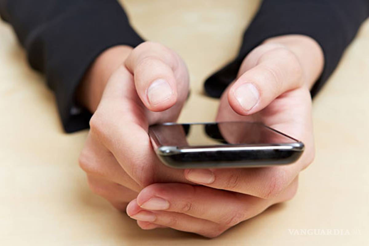 Desarrollan un sensor para celulares que alerta de riesgo de ataque cardiaco