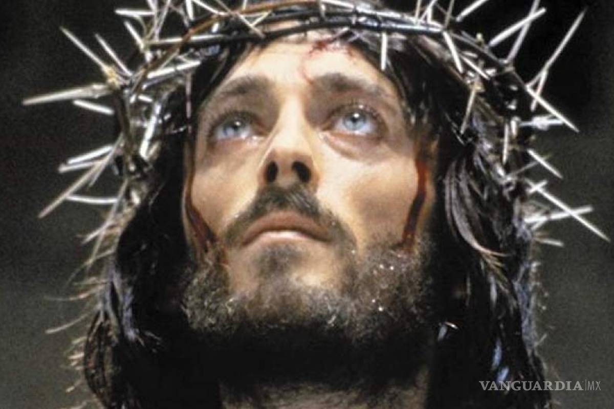 ¿Qué fue del icónico actor de Jesús de Nazaret cuyo rostro aún adorna casas e iglesia en el mundo?