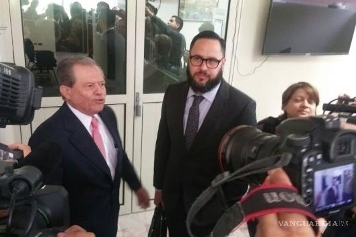 Acude a segunda audiencia el papá de Medina