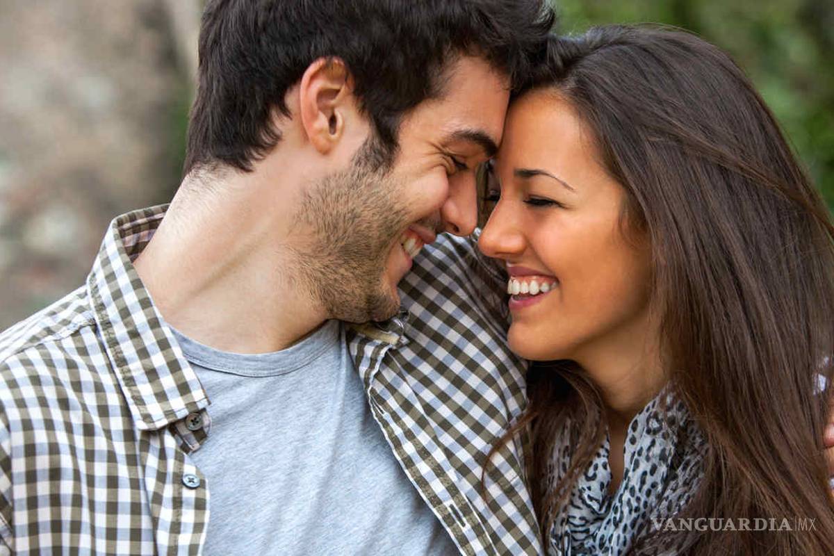 15 cosas que hace una mujer enamorada