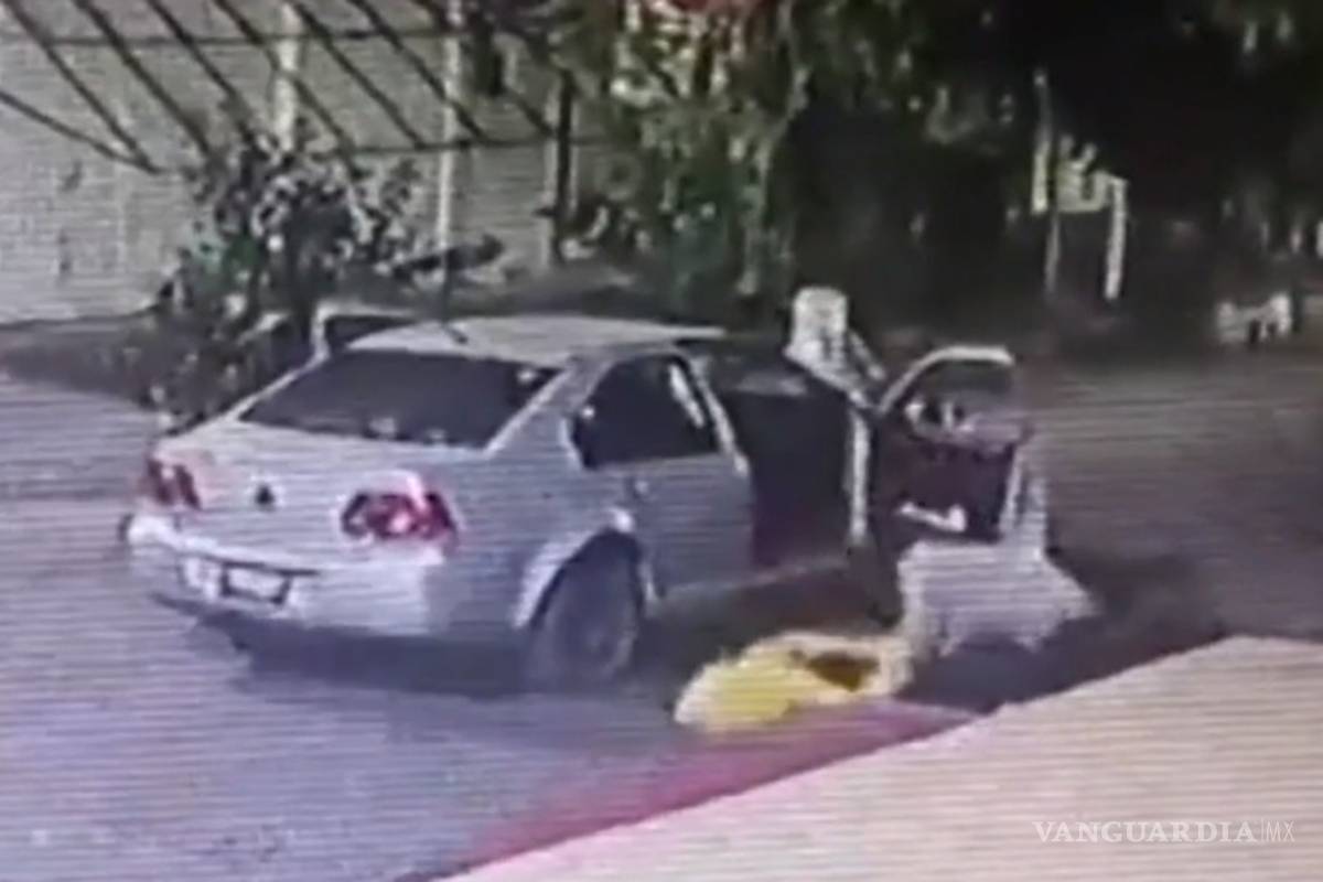 Y la violencia sigue; hombre golpea a mujer en calles de la CDMX