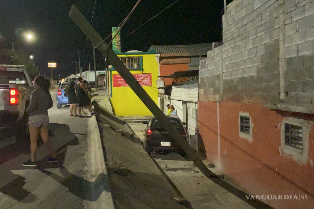 Cae en paso a desnivel; conductor iba alcoholizado