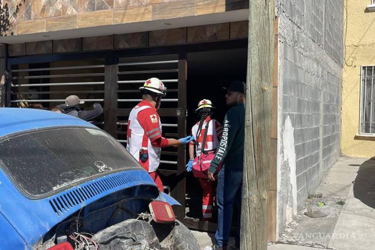 $!Paramédicos de Cruz Roja brindaron atención prehospitalaria antes del traslado urgente.