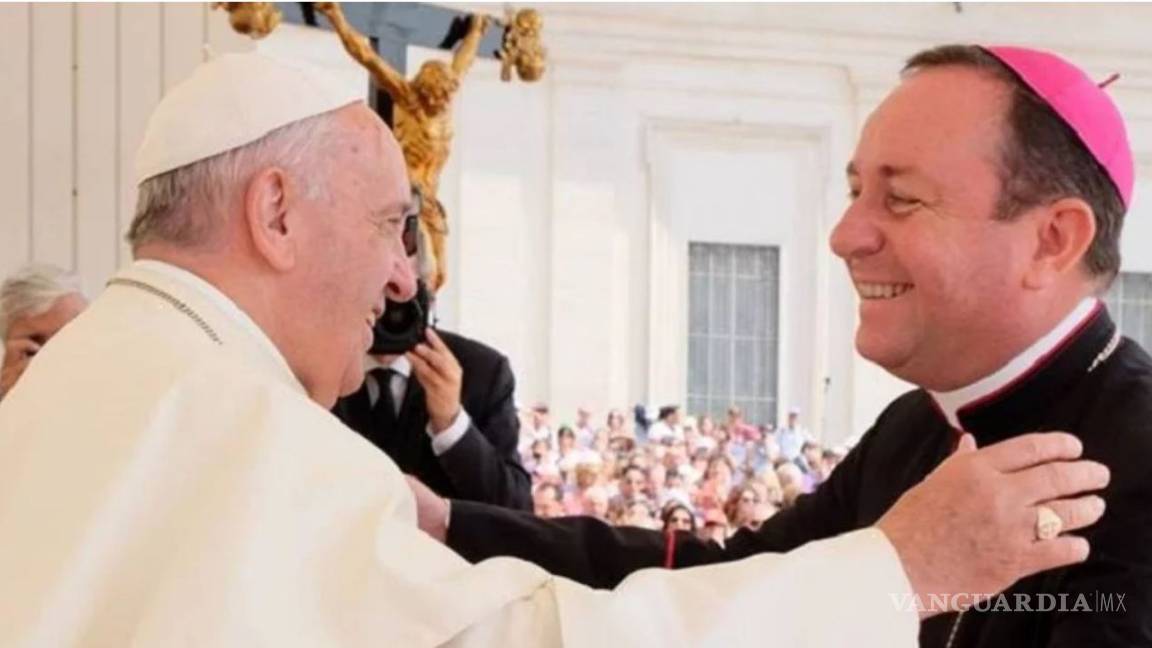 Ordenan arresto internacional para obispo argentino, cercano al Papa Francisco; es acusado de abuso sexual