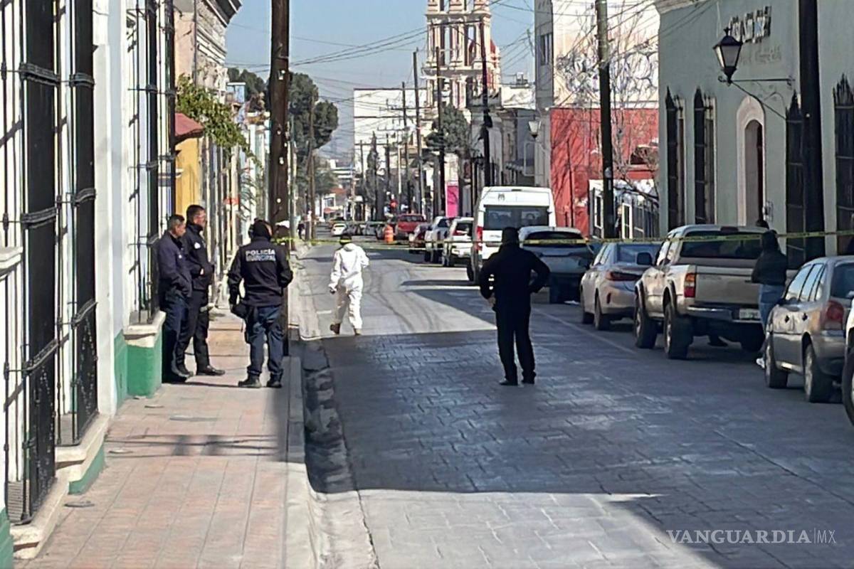$!Personal de la Cruz Roja confirmó el deceso al llegar al lugar del incidente.
