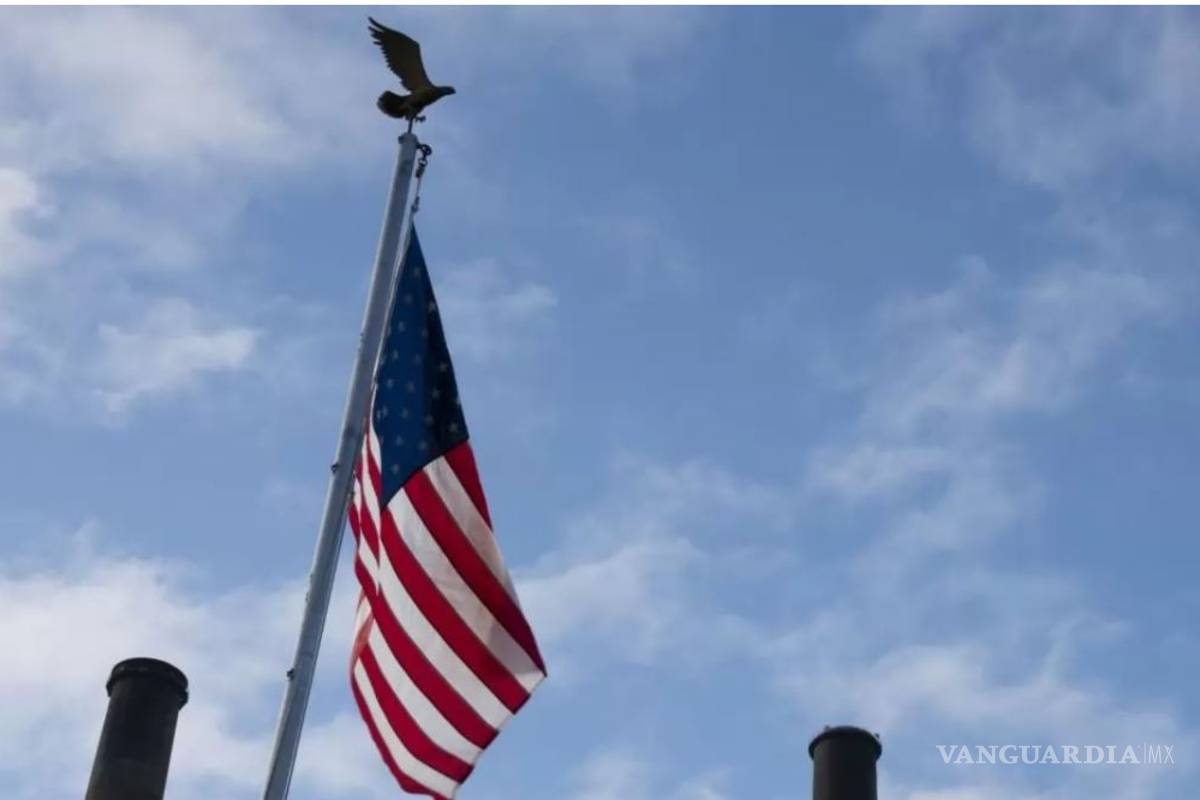 Economía de EU se contrae 4.8% en primer trimestre del año; es su mayor caída desde 2008