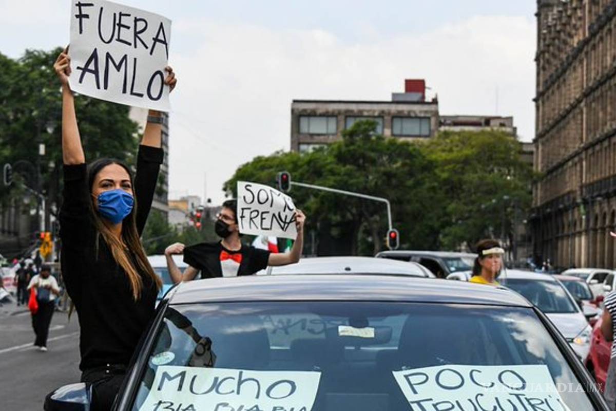 $!“Llegué por el apoyo de la mayoría”, responde AMLO sobre marchas
