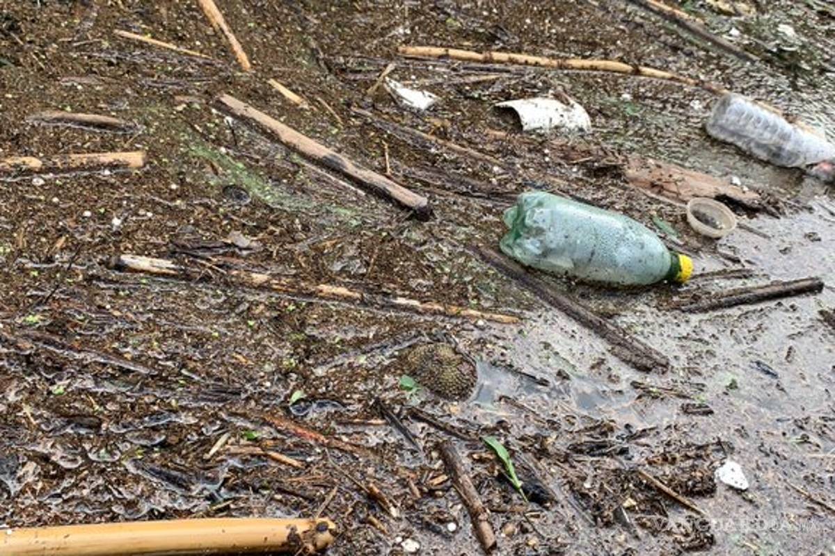 Se contamina y llena de basura presa de la Boca en Santiago, Nuevo León