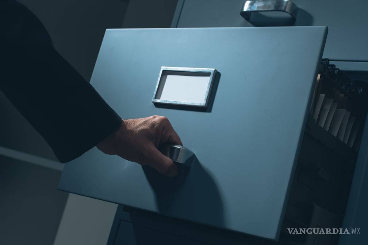 Gobierno reserva datos de Morena del Cisen, pero balconea a otros