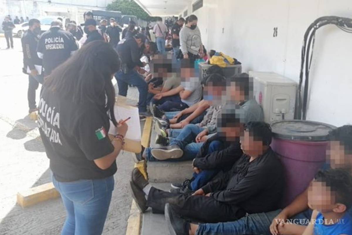 Normalistas detenidos en Chiapas “tiraron bombas”, critica AMLO