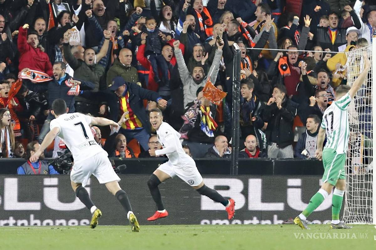 Lainez y Guardado quedan eliminados de la Copa del Rey