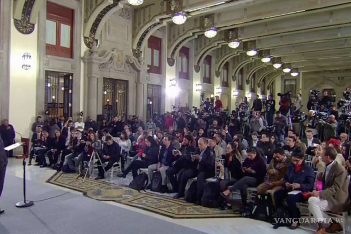 Fuero presidencial, NAIM y reducción de salarios destacan en segunda conferencia matutina de AMLO