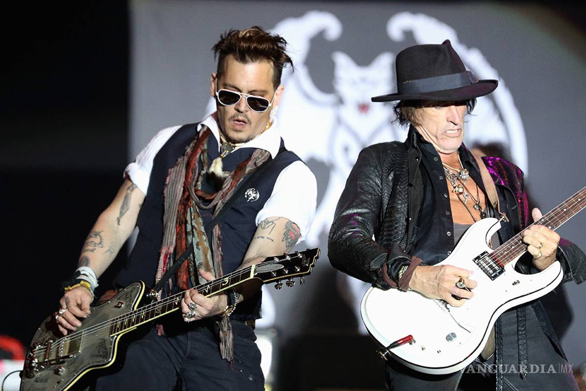 Hospitalizan a guitarrista de Aerosmith tras caída