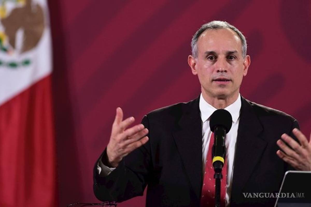 Periódicos están “confundidos” con cifras: López-Gatell 'exhibe' a medios