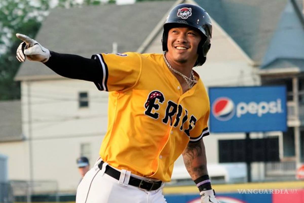 Muere beisbolista tras caerse de patineta