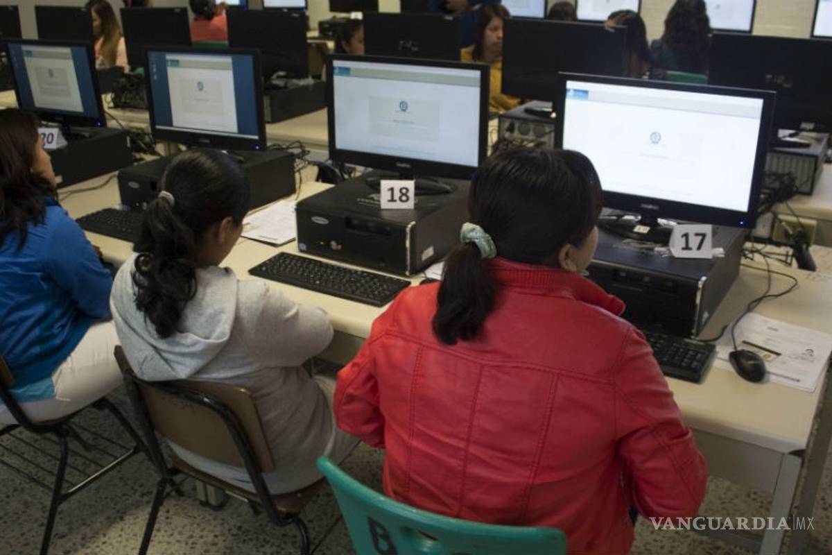 Reforma educativa de AMLO elimina evaluación docente, pero no define cómo se asignarán plazas