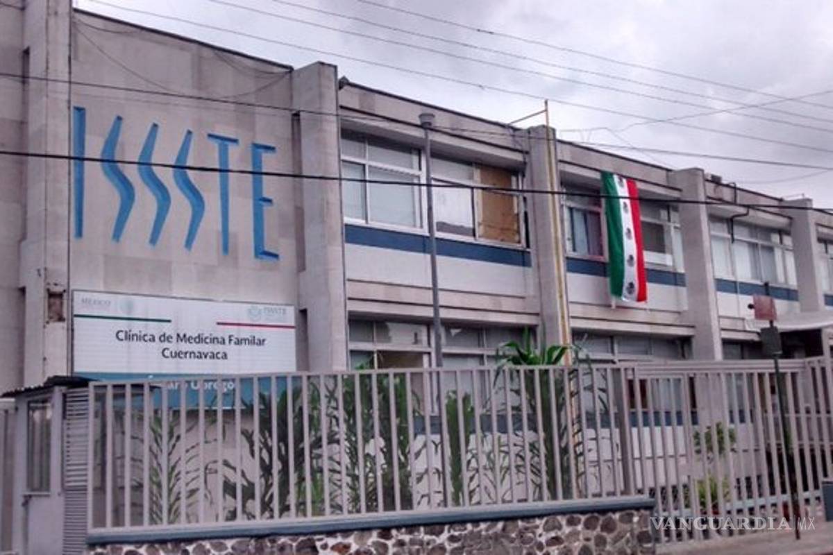 Pareja robó 'por encargo' vacunas contra COVID-19 en Morelos, los detienen